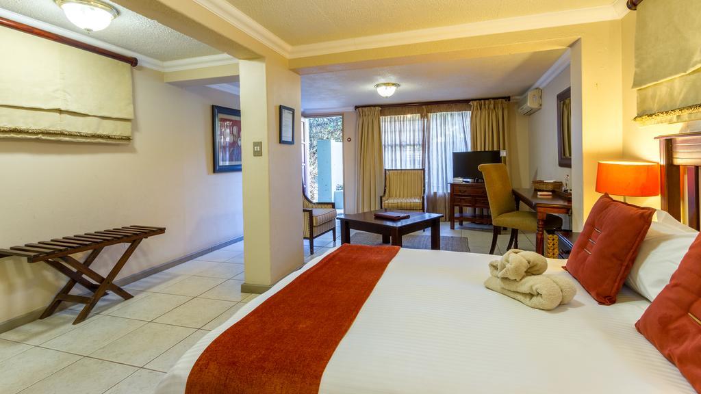 Joern'S Gaestehaus Mbombela Pokoj fotografie