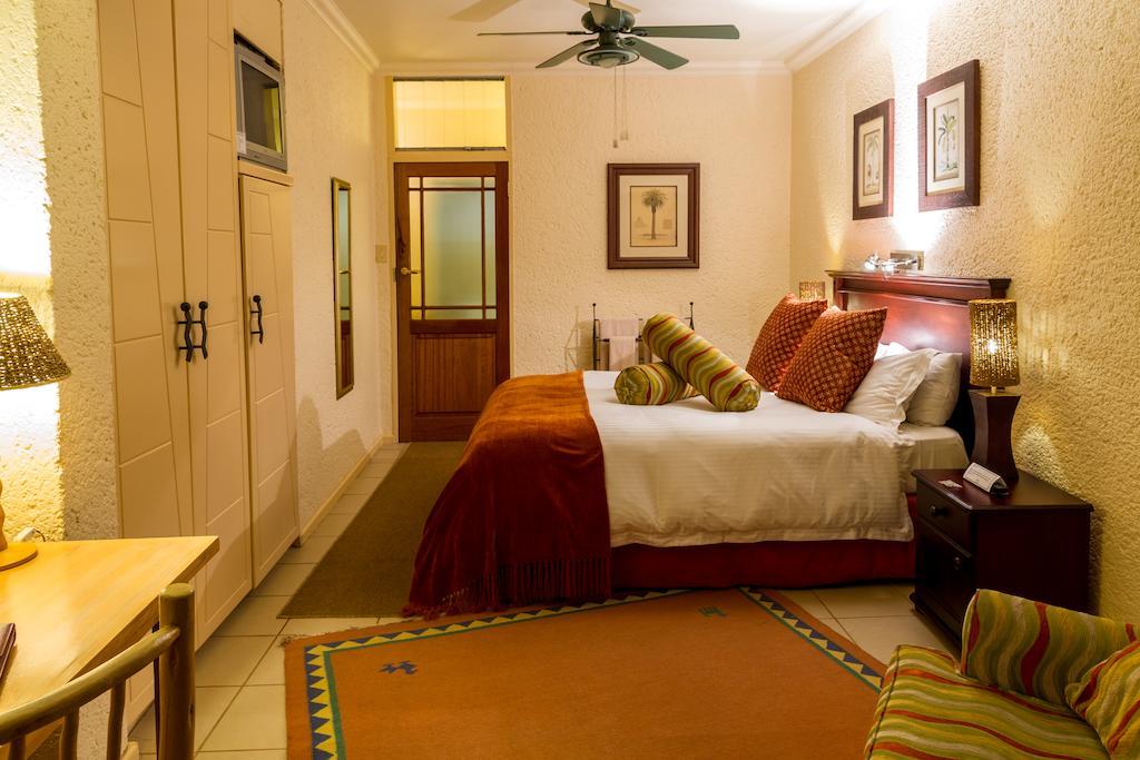 Joern'S Gaestehaus Mbombela Pokoj fotografie