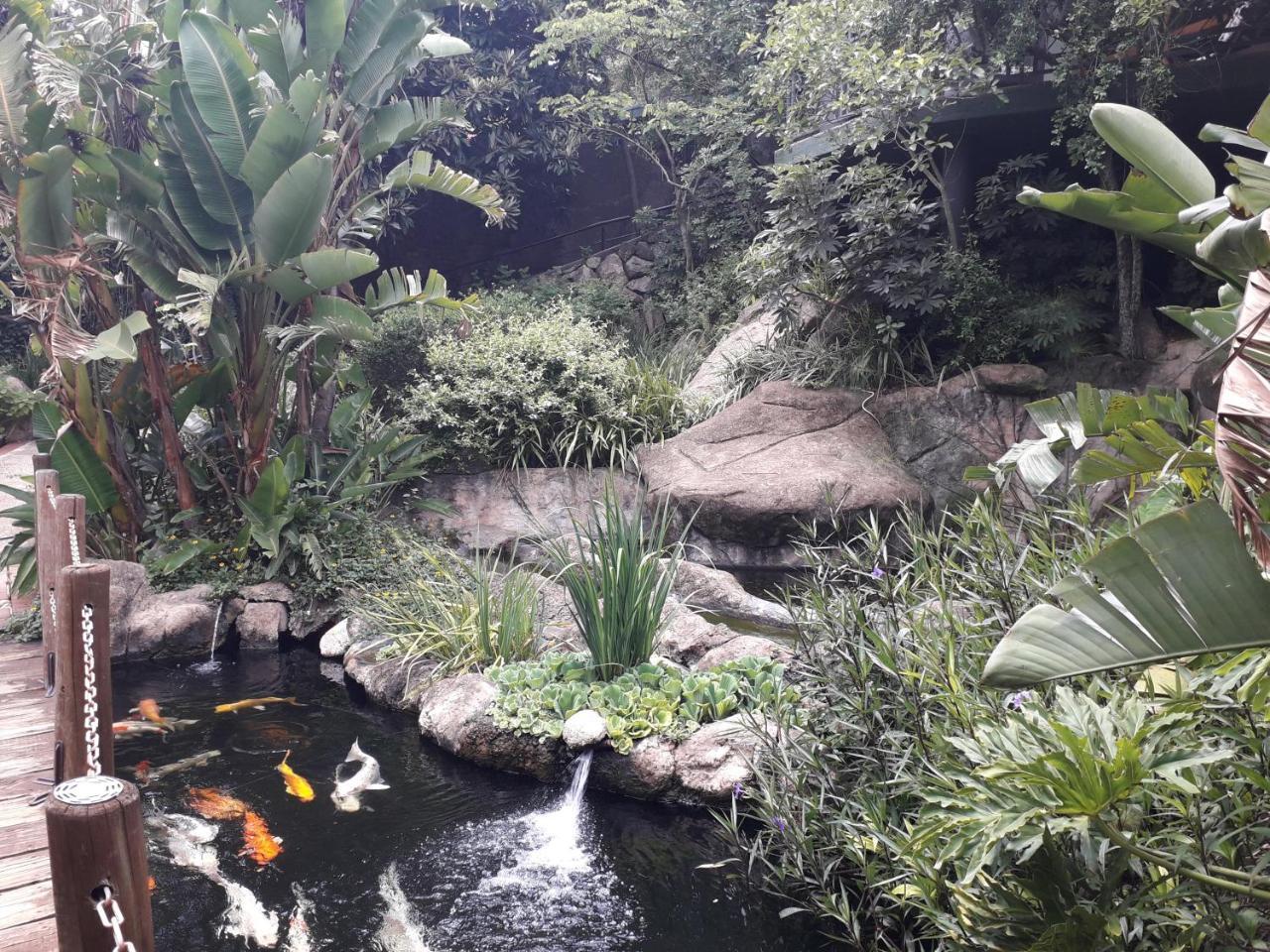 Joern'S Gaestehaus Mbombela Exteriér fotografie